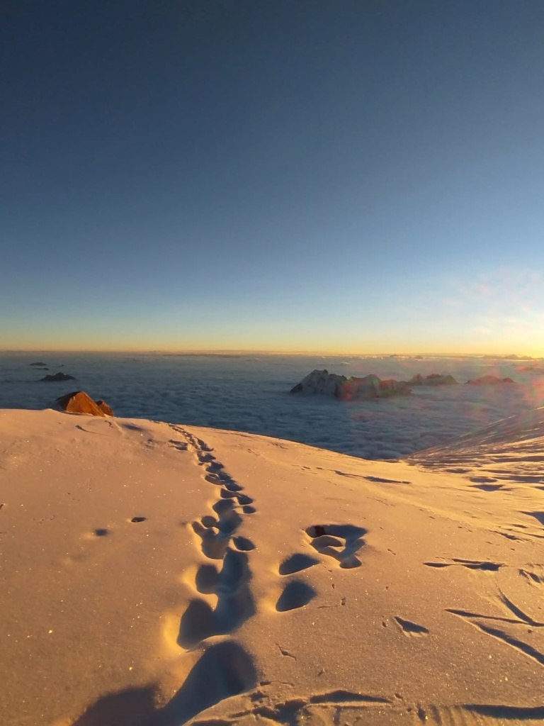 27.09 в 9-17 поднялись на вершину Манаслу manaslu2025nepalredfox_outdoort.me-PivcovTeam (8).jpg